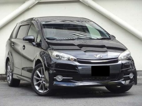 Toyota Wish II Рестайлинг