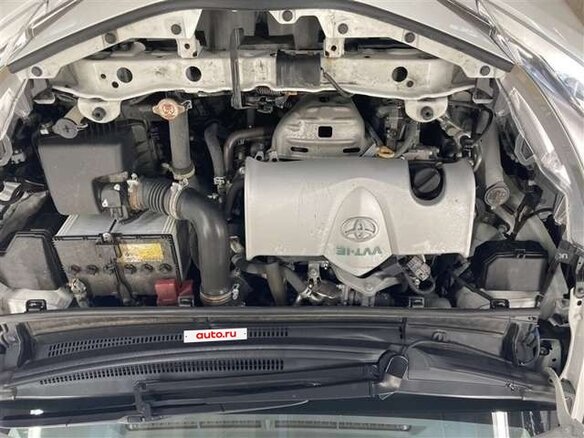 2018 Toyota Vitz III (XP130) Рестайлинг 2, белый, 750001 рублей - вид 12