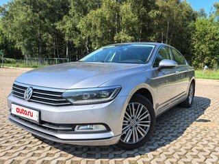 2017 Volkswagen Passat B8, серебристый, 1625000 рублей, вид 1