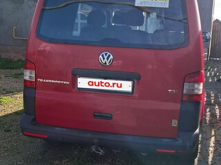 2013 Volkswagen Transporter T5 Рестайлинг, красный, 1300000 рублей, вид 4