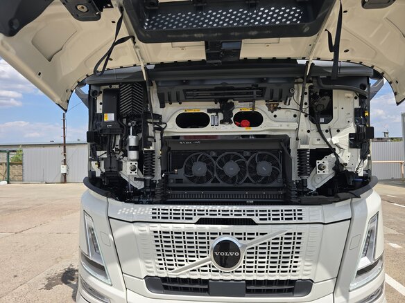 2026 Volvo FH, белый, 23800000 рублей - вид 3