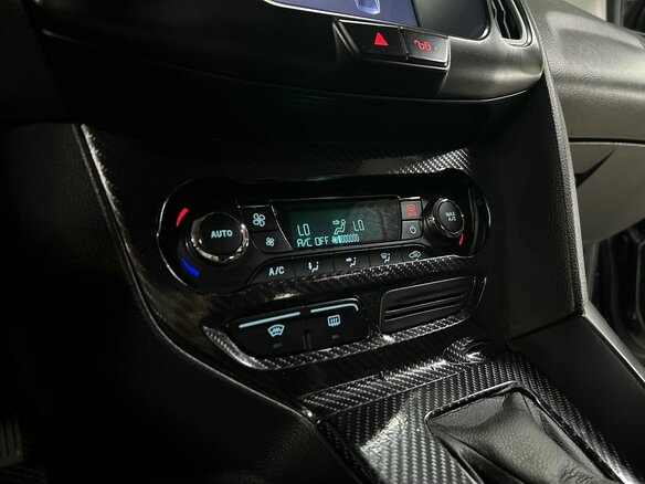 2014 Ford Focus III, чёрный, 760000 рублей - вид 18