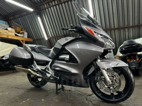 2004 Honda ST 1300, серый, 690000 рублей, вид 1
