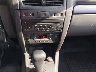 2008 Renault Symbol I Рестайлинг 2, бежевый, 370000 рублей, вид 5