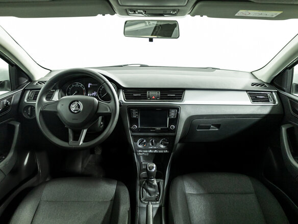 2018 Skoda Rapid I Рестайлинг, белый, 1199700 рублей - вид 12