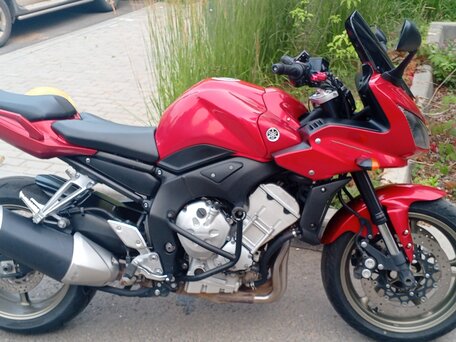 2009 Yamaha FZ1, красный, 460000 рублей, вид 1