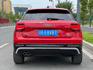 2022 Audi Q2 L 35 TFSI I Рестайлинг, красный, 1620000 рублей, вид 4