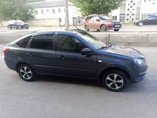 2018 Lada (ВАЗ) Granta I Рестайлинг, серебристый, 600000 рублей, вид 4