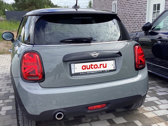 2021 Mini Hatch Cooper III (F55/F56) Рестайлинг 2, серый, 2310000 рублей - вид 12