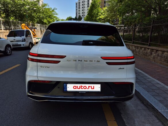 2025 Genesis GV70 I Рестайлинг, белый, 7985069 рублей - вид 2