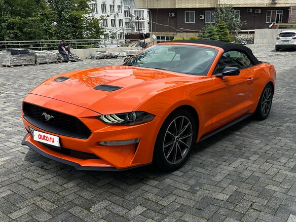 2019 Ford Mustang VI Рестайлинг, оранжевый