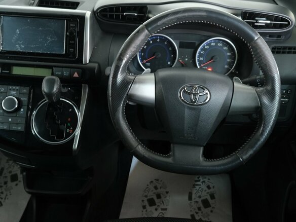 2014 Toyota Wish II Рестайлинг, чёрный, 1689000 рублей - вид 10