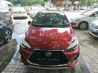 2022 Toyota Yaris L XP150 Рестайлинг, красный, 1000059 рублей, вид 2