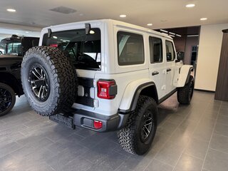 2026 Jeep Wrangler IV (JL) Рестайлинг, серый, 8290000 рублей, вид 4