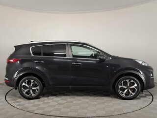 2021 Kia Sportage IV Рестайлинг, чёрный, 2550000 рублей, вид 4