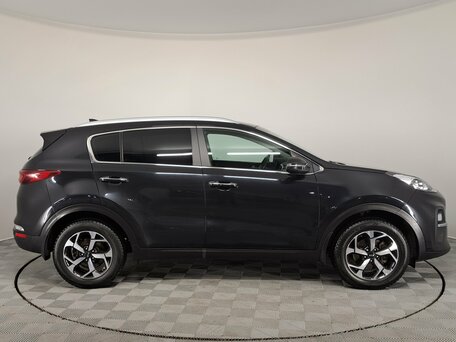 2021 Kia Sportage IV Рестайлинг, чёрный, 2550000 рублей, вид 4