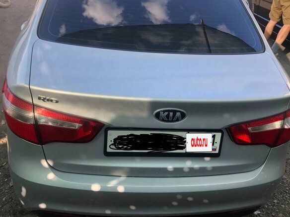 2014 Kia Rio 6-speed III, серый, 790000 рублей - вид 3