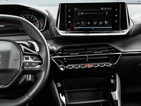 2021 Peugeot 2008 II, белый, 1829000 рублей - вид 26