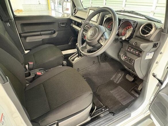 2025 Suzuki Jimny IV, белый - вид 3