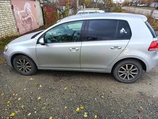 2009 Volkswagen Golf VI, серебристый, 800000 рублей, вид 4
