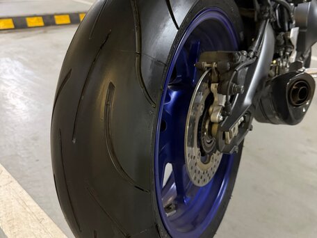 2017 Yamaha MT-09 (FZ-09), синий, 849000 рублей, вид 4
