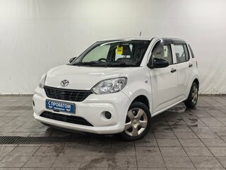 2016 Toyota Passo III, белый, 750000 рублей, вид 1