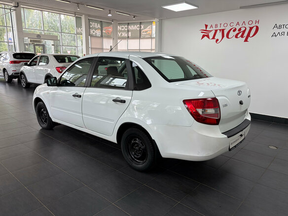 2018 Lada (ВАЗ) Granta I, белый, 412000 рублей - вид 5