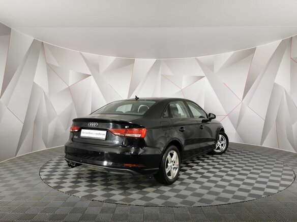 2017 Audi A3 III (8V) Рестайлинг, чёрный, 1260000 рублей - вид 1