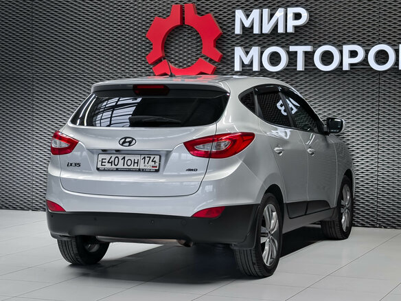 2014 Hyundai ix35 I Рестайлинг, серебристый, 1490000 рублей - вид 3