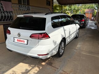 2018 Volkswagen Golf VII Рестайлинг, белый, 1890000 рублей, вид 4
