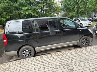 2018 Hyundai H-1 II Рестайлинг, чёрный, 2150000 рублей, вид 3