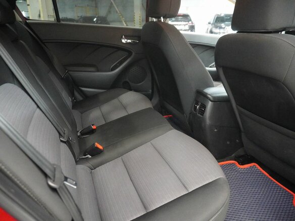 2013 Kia Cerato III, красный, 800000 рублей - вид 9