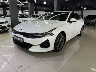 2020 Kia K5 III, белый, 2239000 рублей, вид 1