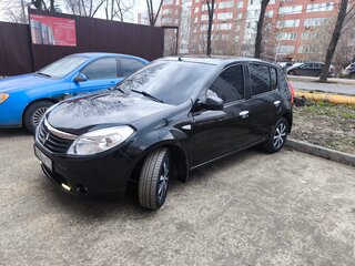 2013 Renault Sandero I, чёрный, 600000 рублей, вид 1
