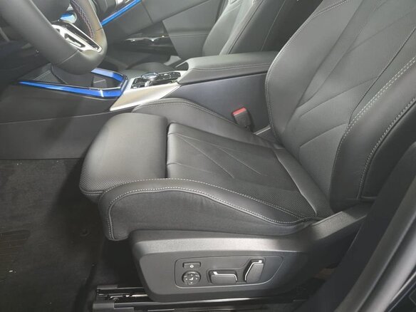 2026 BMW X3 M50i xDrive IV (G45/G48), чёрный, 13234080 рублей - вид 13