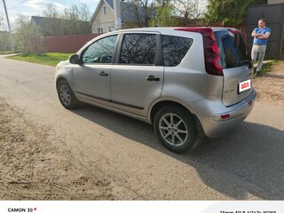 2011 Nissan Note I Рестайлинг, серебристый, 600000 рублей, вид 4