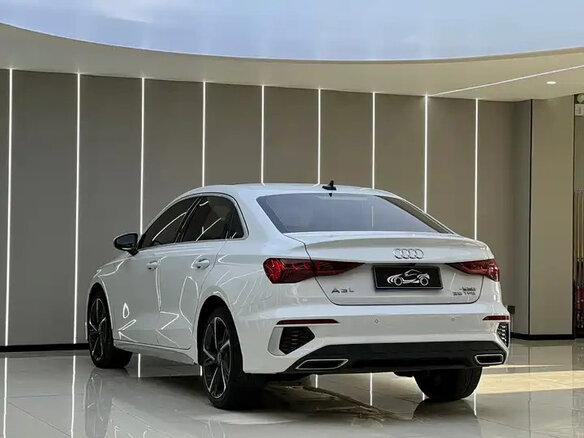 2021 Audi A3 35 TFSI Long IV (8Y), белый, 2280000 рублей - вид 3