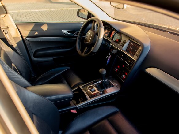 2006 Audi A6 III (C6), красный, 770000 рублей - вид 14