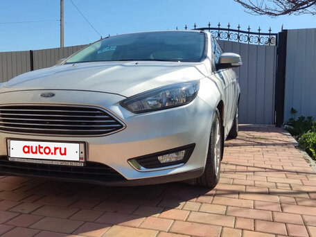 2015 Ford Focus III Рестайлинг, серебристый, 1141000 рублей, вид 2