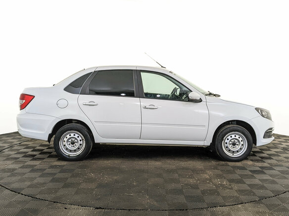 2024 Lada (ВАЗ) Granta I Рестайлинг, белый, 655000 рублей - вид 3