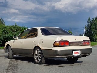1992 Toyota Camry Prominent V30, белый, 220000 рублей, вид 4