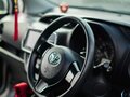 2018 Toyota Vitz III (XP130) Рестайлинг 2, серый - вид 2