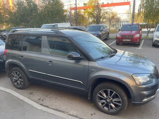 2017 Skoda Yeti I Рестайлинг, серый, 1720000 рублей, вид 2