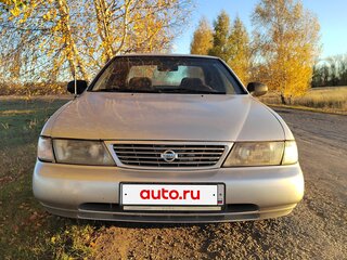 1997 Nissan Sentra IV (B14), серебристый, 180000 рублей, вид 3