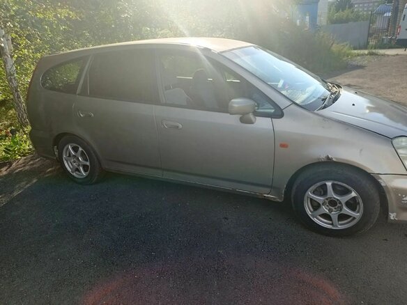 2001 Honda Stream I, серый, 250000 рублей - вид 3