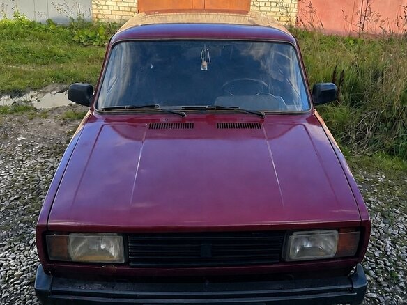 1996 Lada (ВАЗ) 2105, пурпурный, 100000 рублей