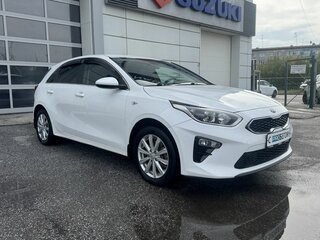 2019 Kia Ceed III, белый, 1599999 рублей, вид 4