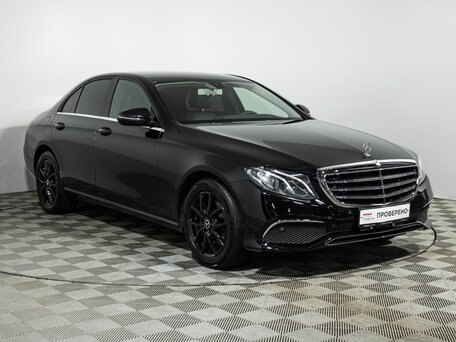 2020 Mercedes-Benz E-Класс 200 V (W213, S213, C238), чёрный, 2373552 рублей, вид 3