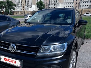 2017 Volkswagen Tiguan II, чёрный, 1800000 рублей, вид 1