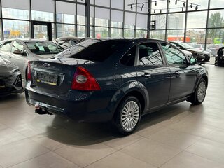 2011 Ford Focus II Рестайлинг, серый, 470000 рублей, вид 4